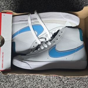 Nike Blazer Mid '77 5Y